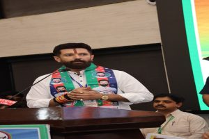 Rahul-Gandhi-is-just-making-a-spectacle-he-has-no-proof-Chirag-Paswan!