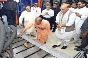 Rajnath-Singh-and-Yogi-inaugurated-drone-manufacturing-unit-in-Noida!