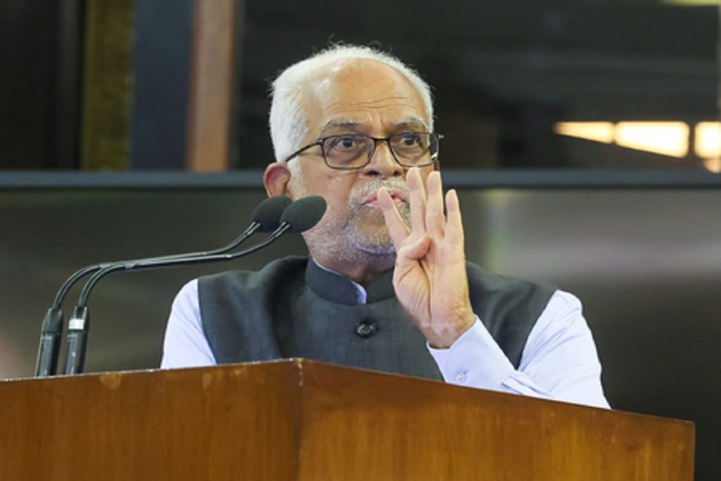 सपा सांसदों ने बी. सुदर्शन रेड्डी का समर्थन कर बढ़ाई गरिमा!