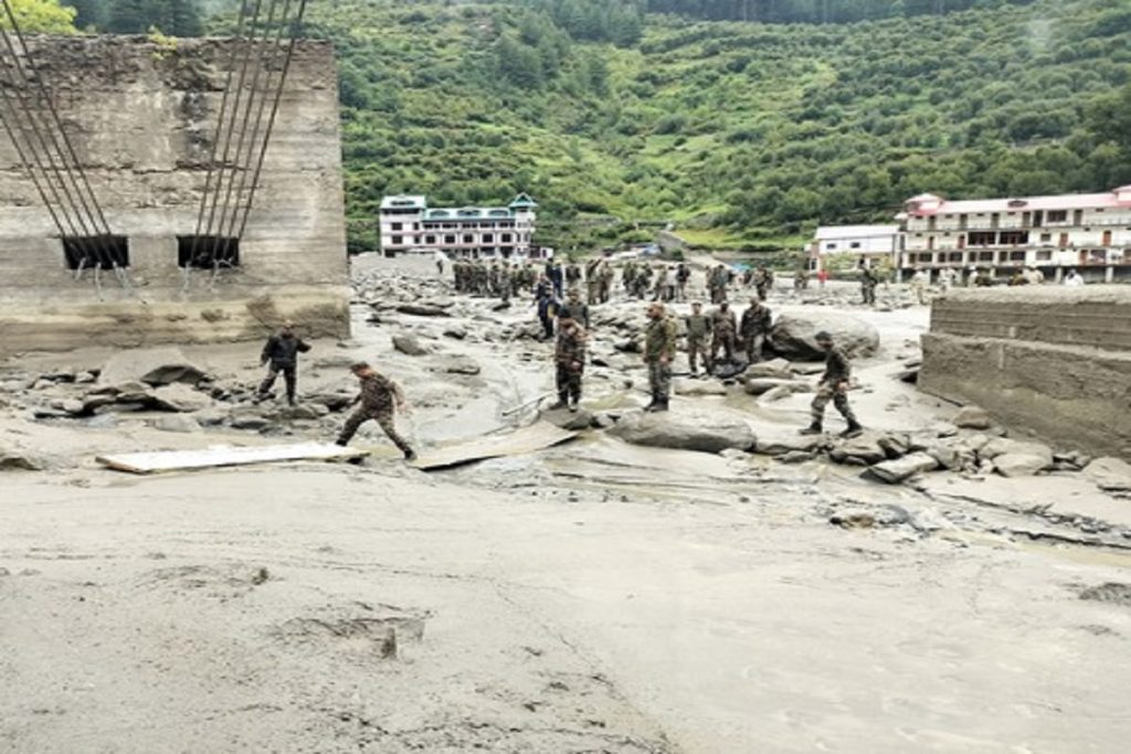 धराली त्रासदी के पीड़ितों की आपबीती, बोले- कैसे बचे नहीं पता!