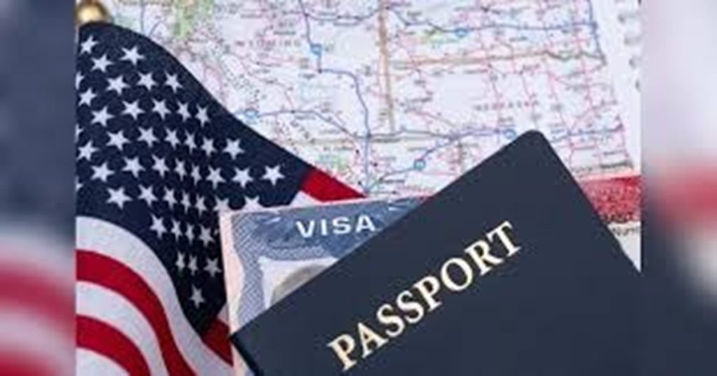 अमेरिका: पढ़ाई और काम कर रहे विदेशी छात्रों व पत्रकारों के लिए नए नियम प्रस्तावित!