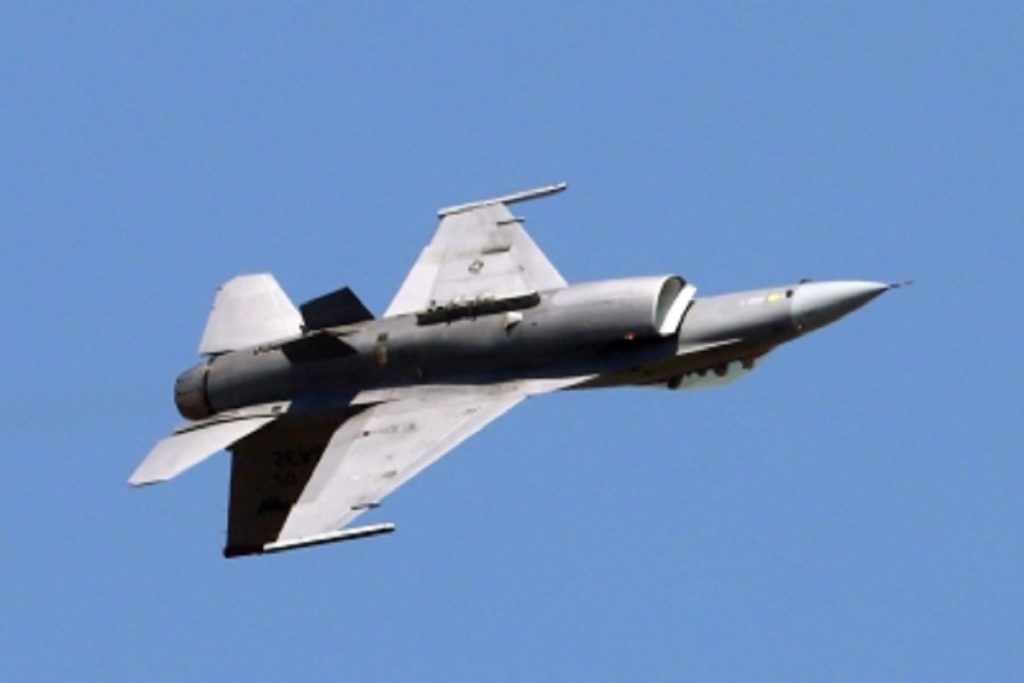 रफाल से एडवांस एफ-16 फाइटर जेट बार-बार क्यों क्रैश होते?