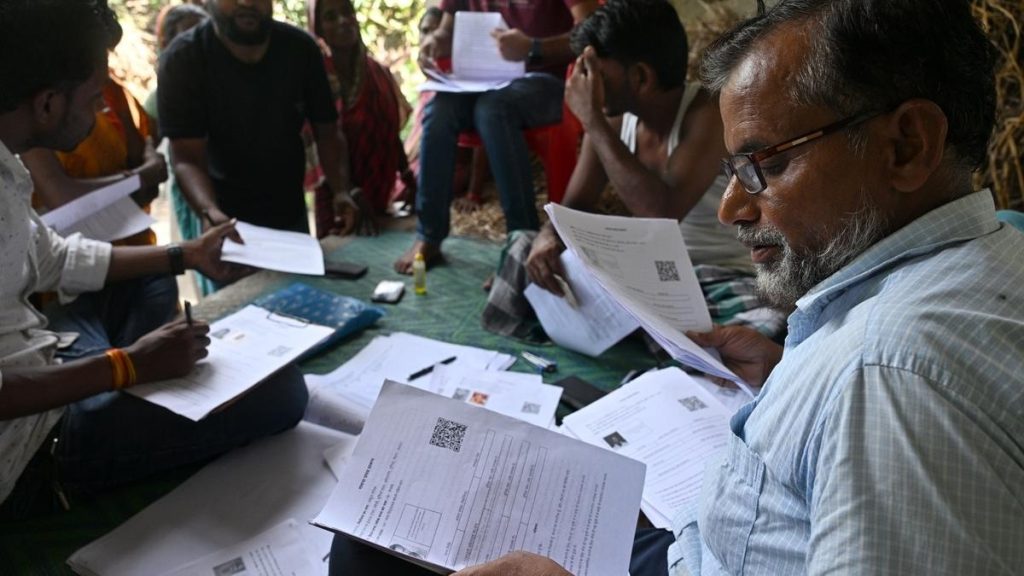 बिहार में SIR प्रक्रिया अंतिम चरण में: अब तक 98.2% मतदाताओं ने जमा किए दस्तावेज!