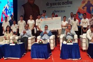 28.74-crores-distributed-to-players-in-Punjab-coaches-honoured!