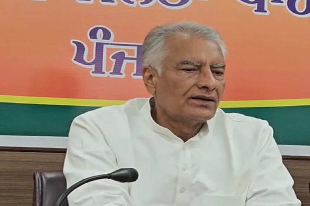 जनता के पैसे से भर रहा ‘आप’ का राहत कोष: सुनील जाखड़!