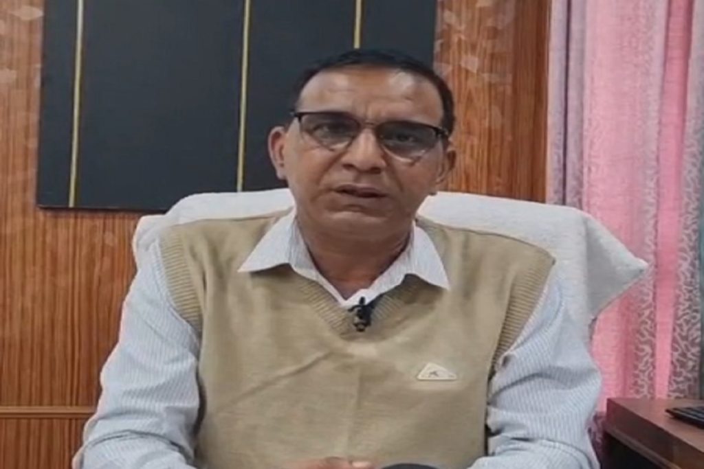हिमाचल में बारिश से सेब-टमाटर बर्बाद, किसानों ने मांगा मुआवजा!