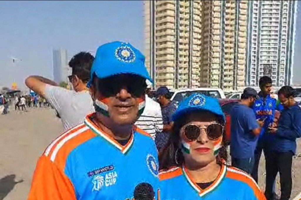 एशिया कप: दुबई स्टेडियम के बाहर गजब उत्साह, इन खिलाड़ियों से फैंस को उम्मीदें!