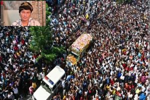 Assams-rockstar-Zubeen-Garg-bids-final-farewell-huge-crowd-gathers!