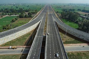 Ayodhya-Varanasi-high-speed-expressway-gives-new-impetus-to-tourism-and-development!