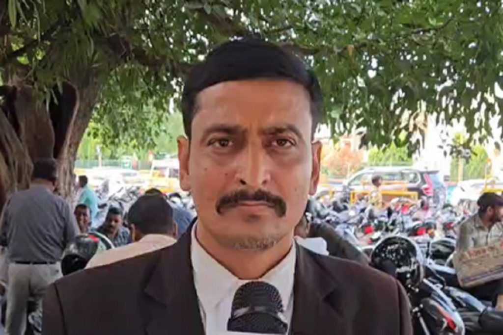 भोजपुरी स्टार पवन सिंह पर धोखाधड़ी का केस, गैर-जमानती धाराएं लगीं!