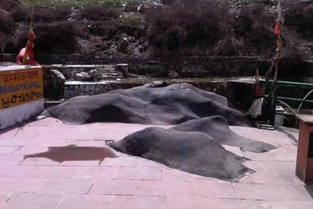 ब्रह्मकपाल तीर्थ: पितरों की मुक्ति का द्वार, शिव ने किया प्रायश्चित!