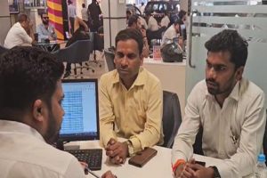 Car-prices-fall-buyers-increase-in-Lucknow-after-GST-reform!