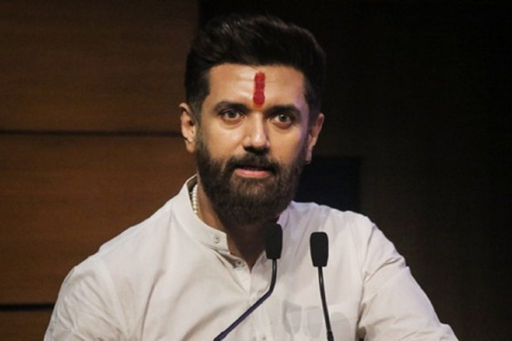 चिराग ने प्रशांत किशोर की तुलना केजरीवाल से की, राजनीति दिल्ली में ऐसी देखी!