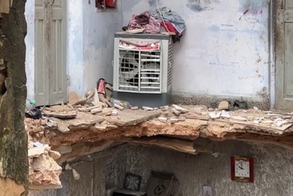 जयपुर में चार मंजिला हवेली ढही, दो लोगों की मौत, 5 को बचाया गया!