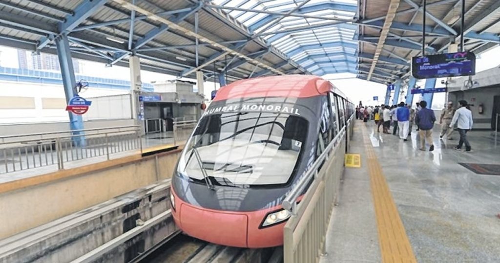 मुंबई में मोनोरेल सेवा अस्थायी रूप से बंद, यात्रियों ने नाराजगी जताई!