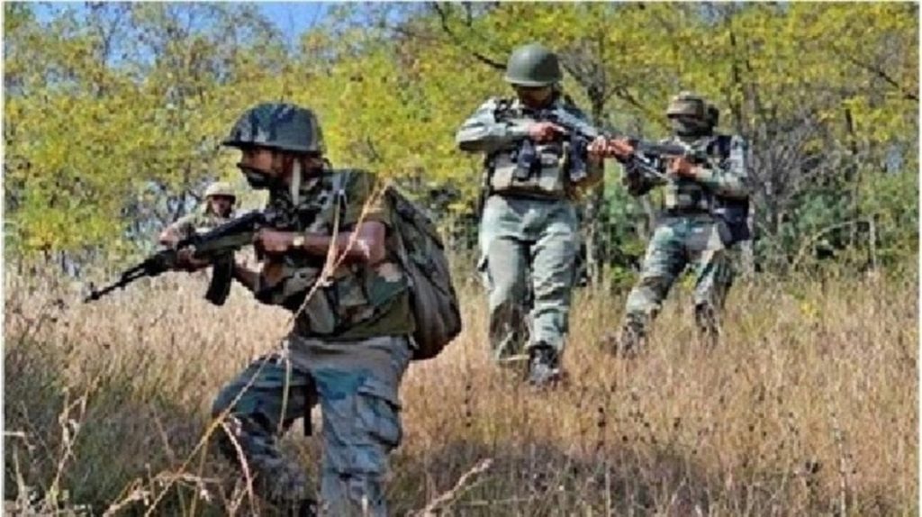 झारखंड: चाईबासा में 10 लाख का इनामी माओवादी ढेर, हथियार बरामद