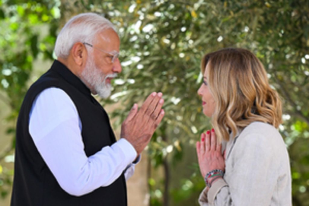 पीएम मोदी ने मेलोनी की आत्मकथा का प्राक्कथन लिखा!