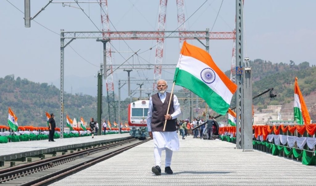 श्रीलंका, बांग्लादेश, नेपाल के बाद भारत?