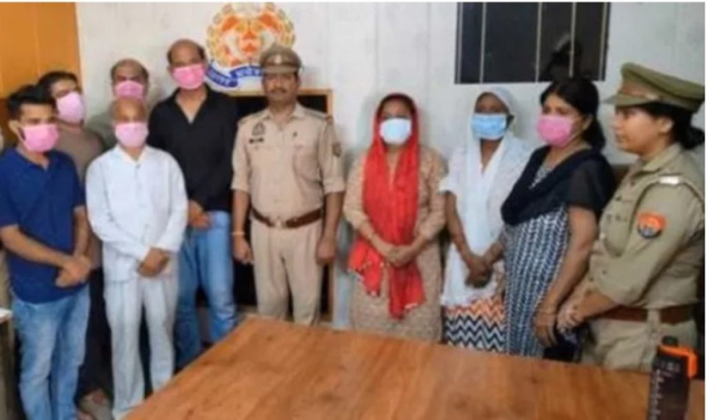 आगरा में बडे धर्मांतरण कांड का पर्दाफाश;500 से अधिक हिंदुओं का कराया धर्म परिवर्तन!