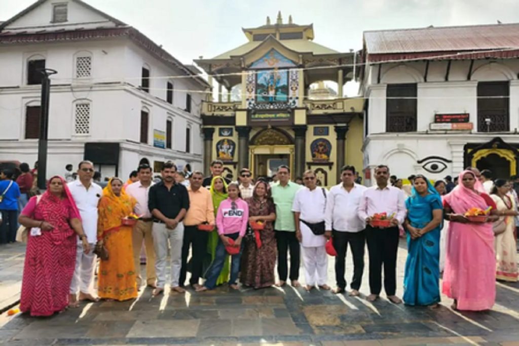 नेपाल में फंसे राजस्थान के पर्यटक, वीडियो जारी कर सुनाई आप बीती!