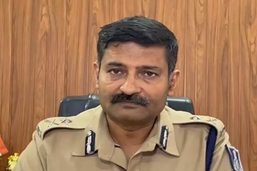 टीकमगढ़ में कृषि औजार की आड़ में बन रहे थे हथियार, 5 गिरफ्तार​!