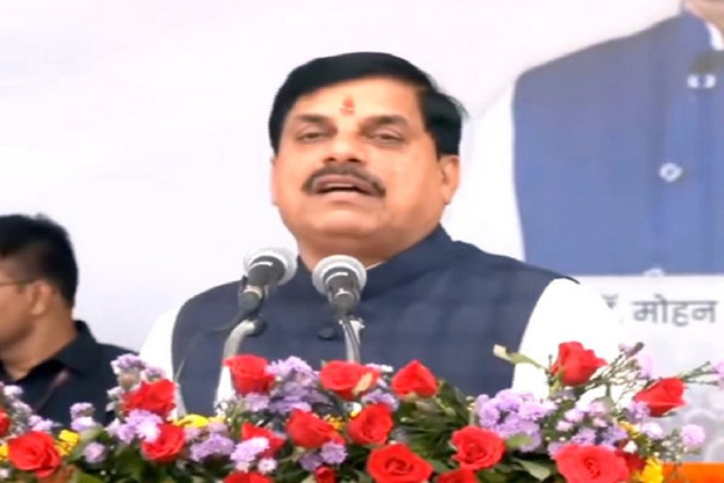 दुर्घटना का शिकार होने से बचने के लिए हेलमेट पहने : मोहन यादव!