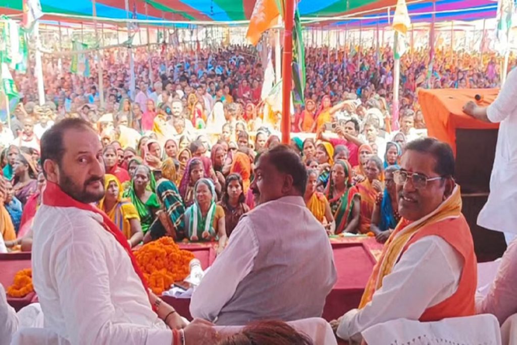 बिहार: नीरज कुमार सिंह ने विपक्ष को घेरा, बूथ लूट पर कसा तंज!