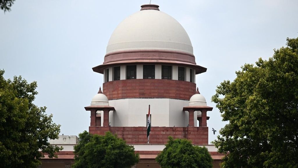 SIR केस पर चुनाव आयोग का हलफनामा, सुप्रीम कोर्ट से याचिका खारिज करने की मांग!