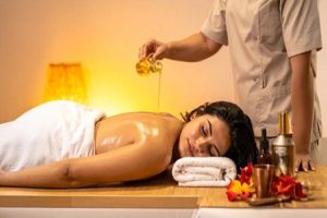 Abhyanga-Ayurvedas-gift-for-body-and-mind-know-its-benefits!