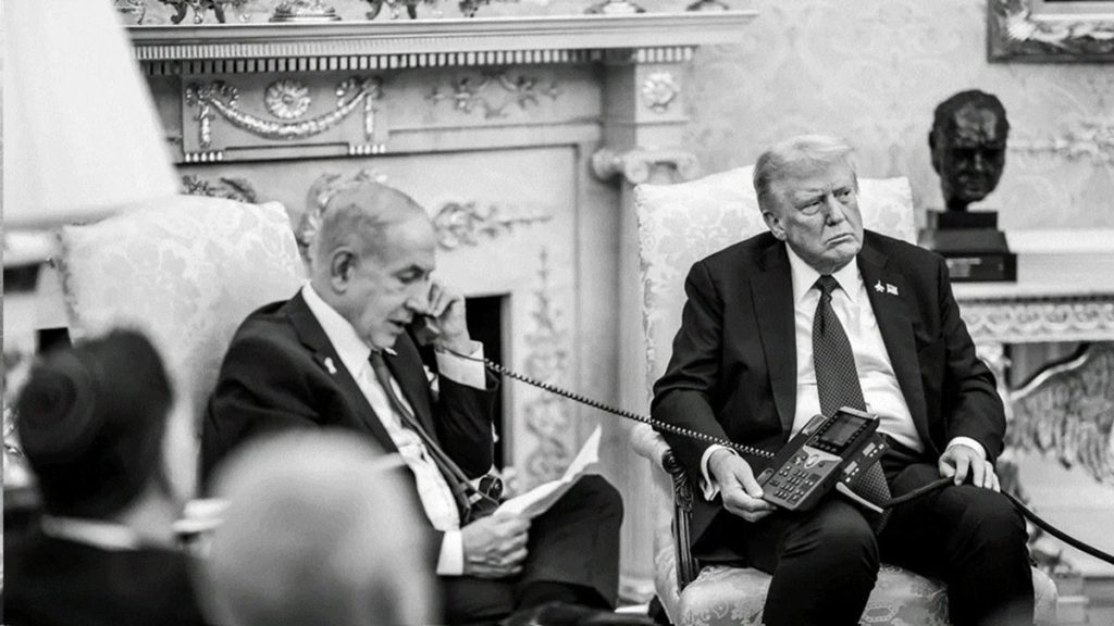 व्हाइट हाउस ने दिखाया फोटो: ट्रंप की गोद में फोन, नेतन्याहू ने मांगी कतर से माफी!