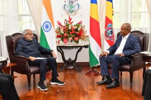 C.P.-Radhakrishnan-meets-Seychelles-President-praises-Indian-diaspora!