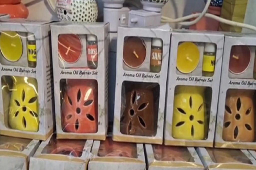 नैनीताल की कैंडल्स : दीपावली में सांस्कृतिक विरासत और कारीगरी की चमक!