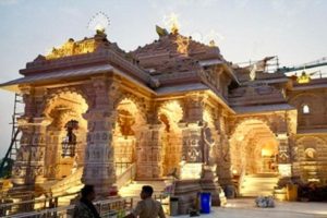 Construction-of-Ram-Temple-in-Ayodhya-completed-flag-and-Kalash-installed!