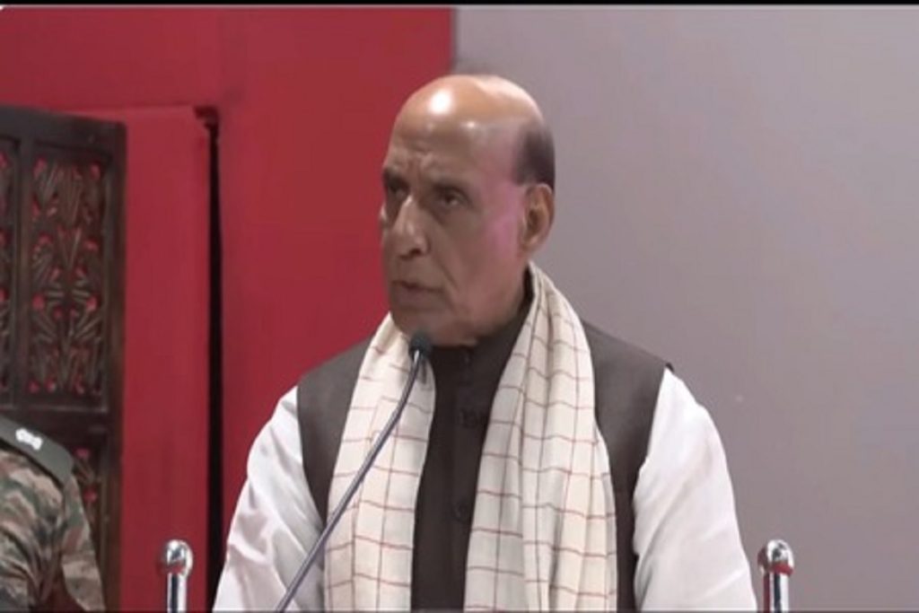 सर क्रीक पर रक्षा मंत्री की चेतावनी, ‘हिमाकत की तो बदल जाएगा पाक का इतिहास-भूगोल’​!