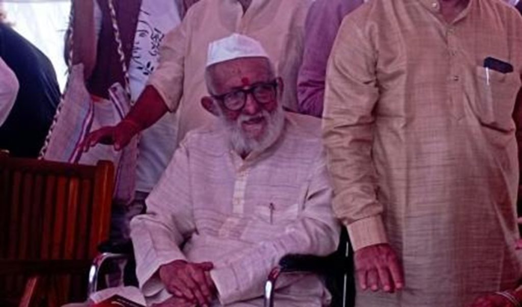 डॉ. जी. जी. परिख का निधन: स्वतंत्रता सेनानी और खादी पुनरुद्धारक ने 100 वर्ष की आयु में मुंबई में ली अंतिम सांस!