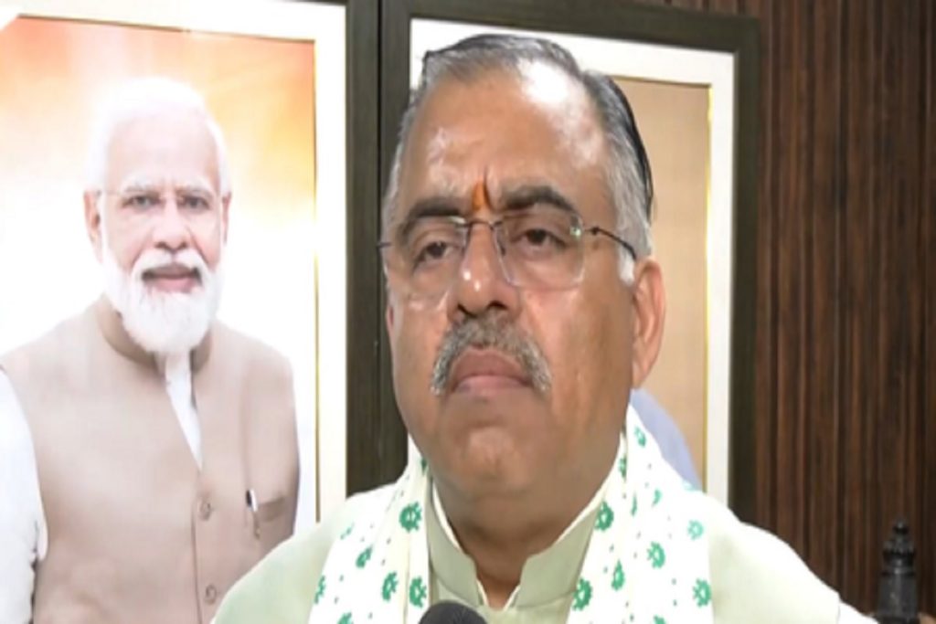 घुसपैठिए, फर्जी और मृत वोट लोकतंत्र के लिए हलाहल : तरुण चुघ! 