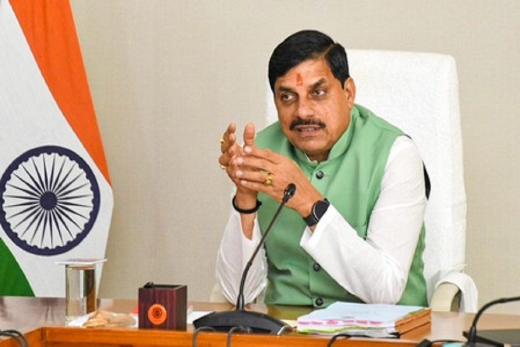 सड़क सुरक्षा नियमों का पालन हर नागरिक की जिम्मेदारी : सीएम मोहन यादव!