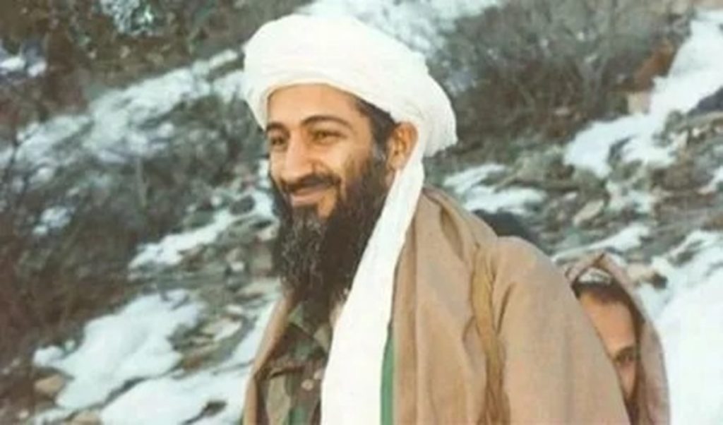 ओसामा बिन लादेन कैसे अफगानिस्तान से महिला का वेश धारण कर भागा; पूर्व CIA अधिकारी की जानकारी