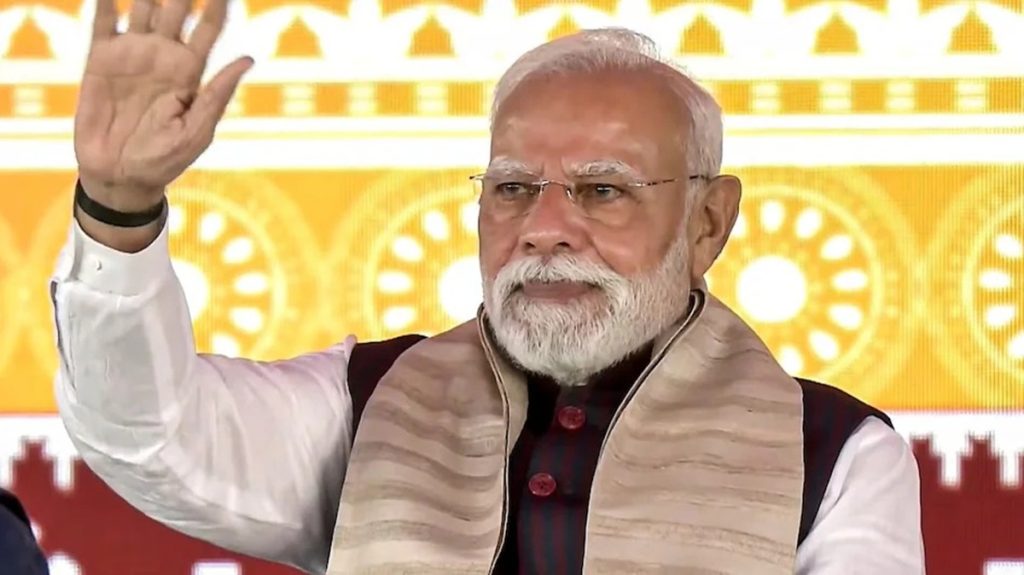 राष्ट्रीय एकता पर मंडरा रहे खतरे: आरएसएस शताब्दी समारोह में बोले पीएम मोदी!