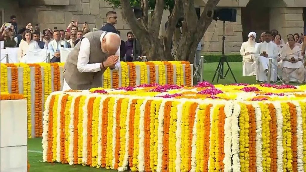 प्रधानमंत्री मोदी ने गांधी और शास्त्री जी को उनकी जयंती पर दी आदरांजलि, स्वदेशी अपनाने का किया आह्वान!