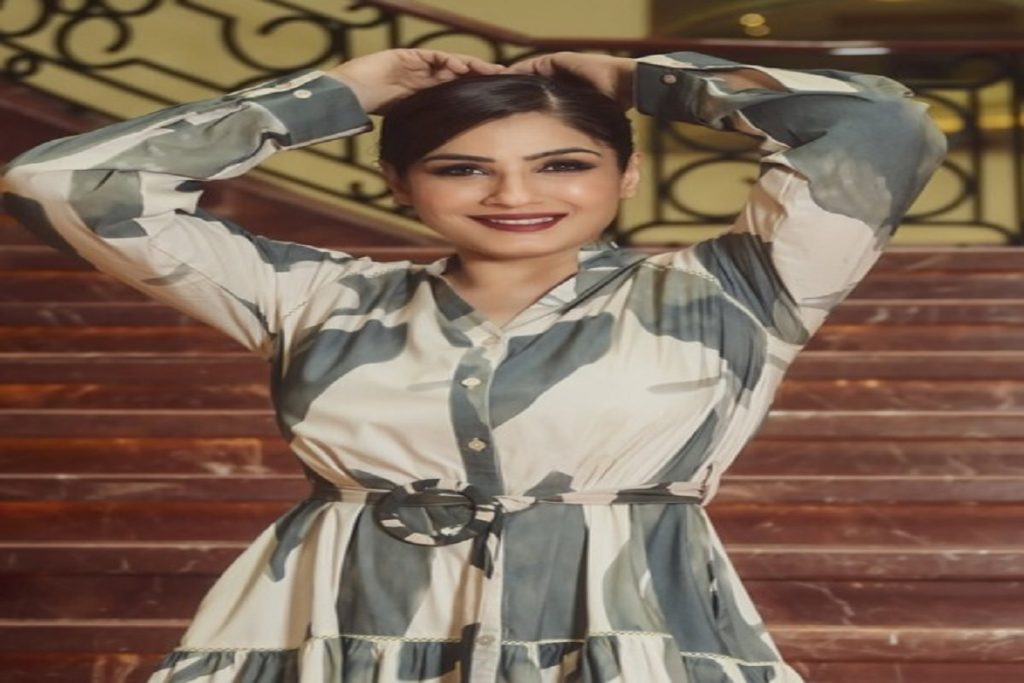 रवीना टंडन ने 17 में बॉलीवुड में किया डेब्यू!