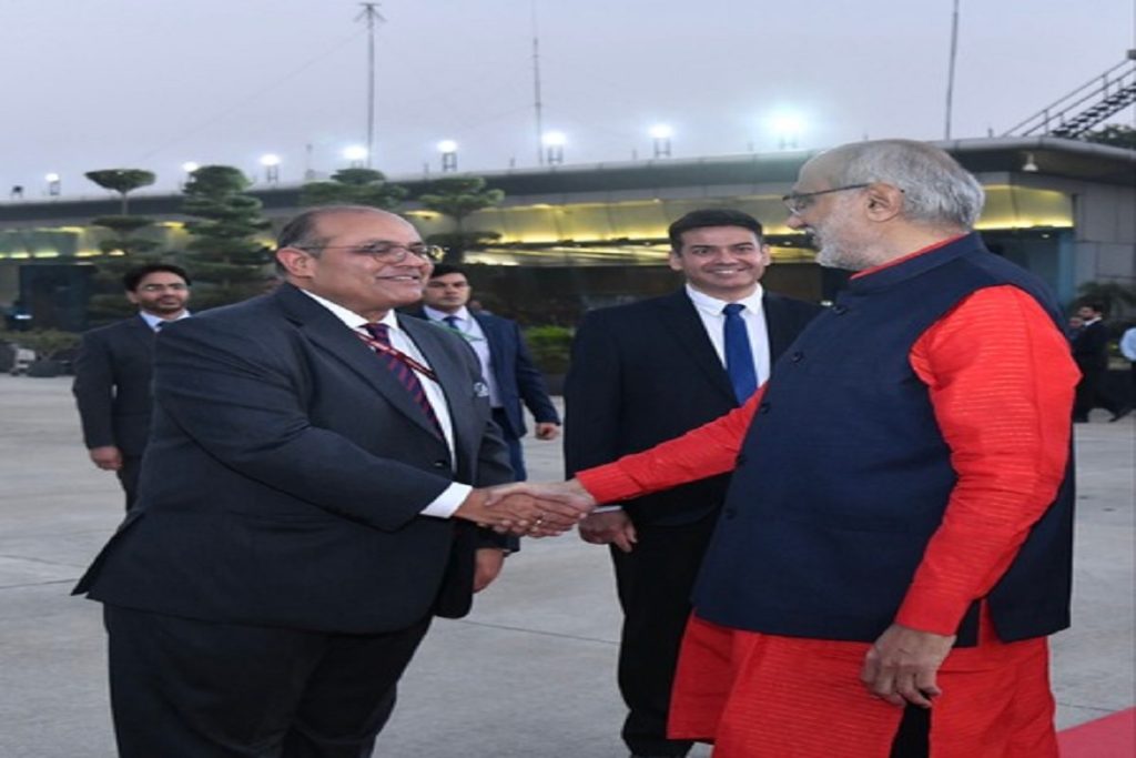 उपराष्ट्रपति सेशेल्स रवाना, नए राष्ट्रपति के शपथ समारोह में होंगे शामिल!