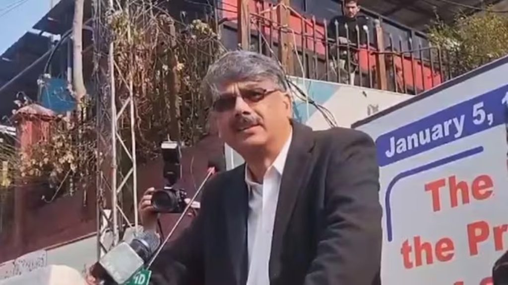 “लाल किले से कश्मीर के जंगलों तक हमने भारत को मारा”, पाकिस्तानी नेता का सनसनीखेज़ कबूलनामा