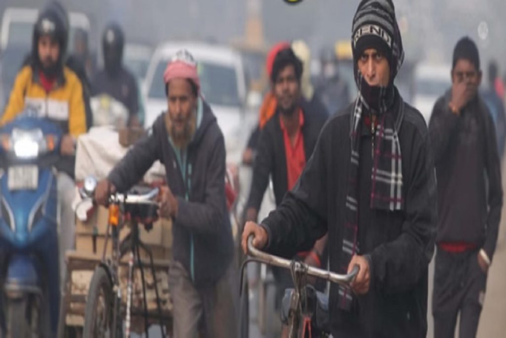 दमघोंटू बनी दिल्ली की हवा, एम्स में 421 AQI दर्ज!