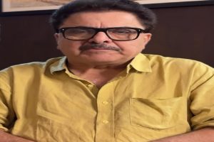 Demand-for-strict-action-in-Dharmendras-privacy-violation-case!