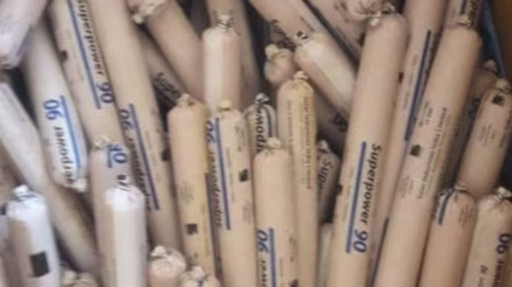 उत्तराखंड के अल्मोड़ा में स्कूल के पास 160 से अधिक जिलेटिन स्टिक बरामद, जांच तेज