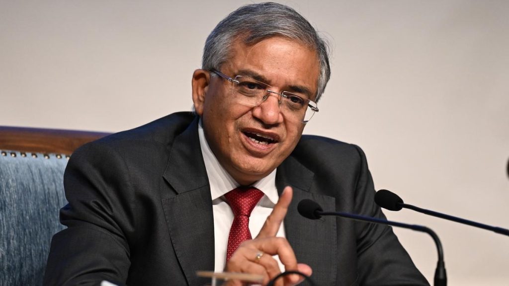 “बूथ अधिकारियों को न धमकाएँ, न प्रभावित करें” चुनाव आयोग की TMC को चेतावनी