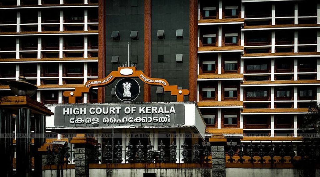 केरल हाई कोर्ट ने पिनराई विजयन सरकार की SIR के खिलाफ याचिका की खारिज