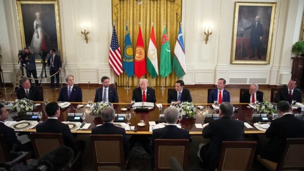 कज़ाक़िस्तान अब्राहम समझौते से जुड़ने के संकेत: ट्रंप के ऐलान से मध्य एशिया की कूटनीति में बड़ा बदलाव!