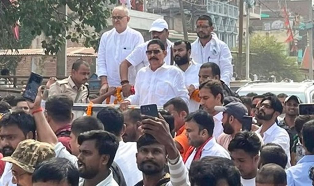 बिहार चुनाव : मोकामा में ‘छोटे सरकार’ का दबदबा बरकरार, सूरजभान की पत्नी को दी मात